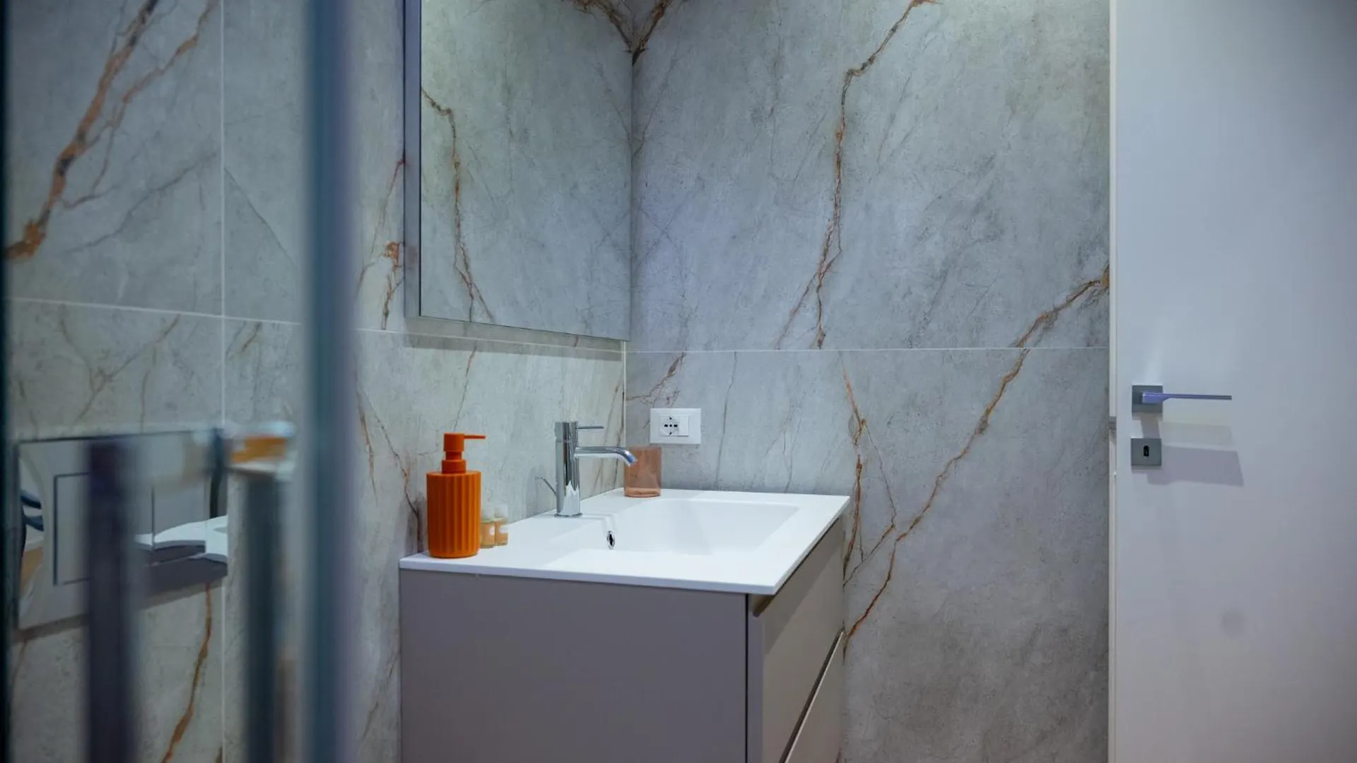 Apartment Appartamenti Carella Sicilia Palermo Italy